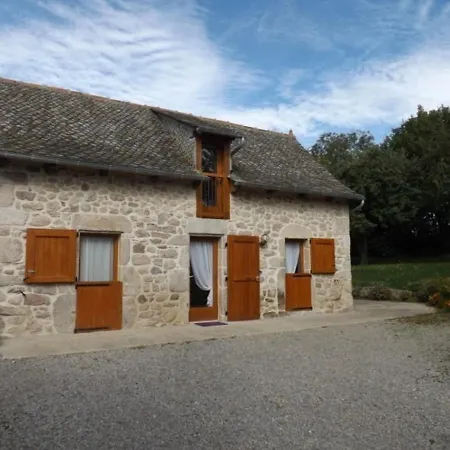 Maison De Caractere Au Calme Avec Jardin, Terrasse Et Wifi - Proche Sites Touristiques Et Randonnees - Fr-1-742-13 Holiday home Leucamp